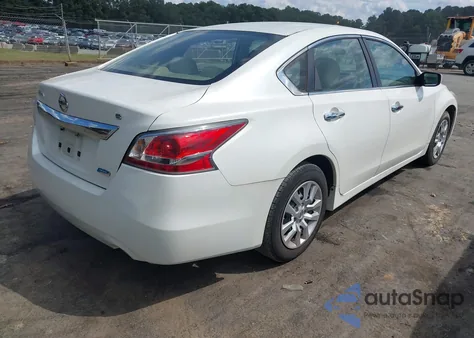 2014 Nissan Altima 2.5 S z USA, uszkodzony, nr VIN 1N4AL3AP7EC137408